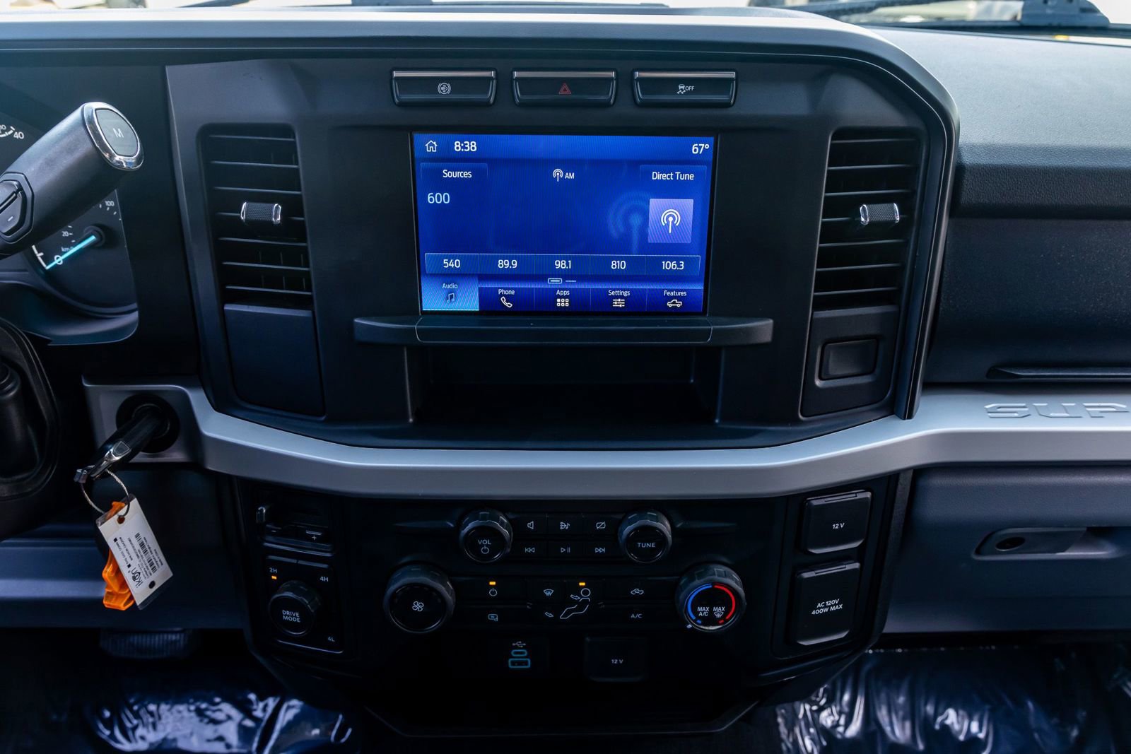 Used 2023 Ford F350 XLT AWD/4WD image 22