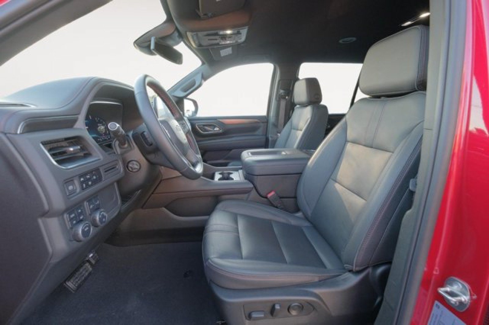 Used 2023 Chevrolet Tahoe RST w/ RST Performance Edition AWD/4WD image 12