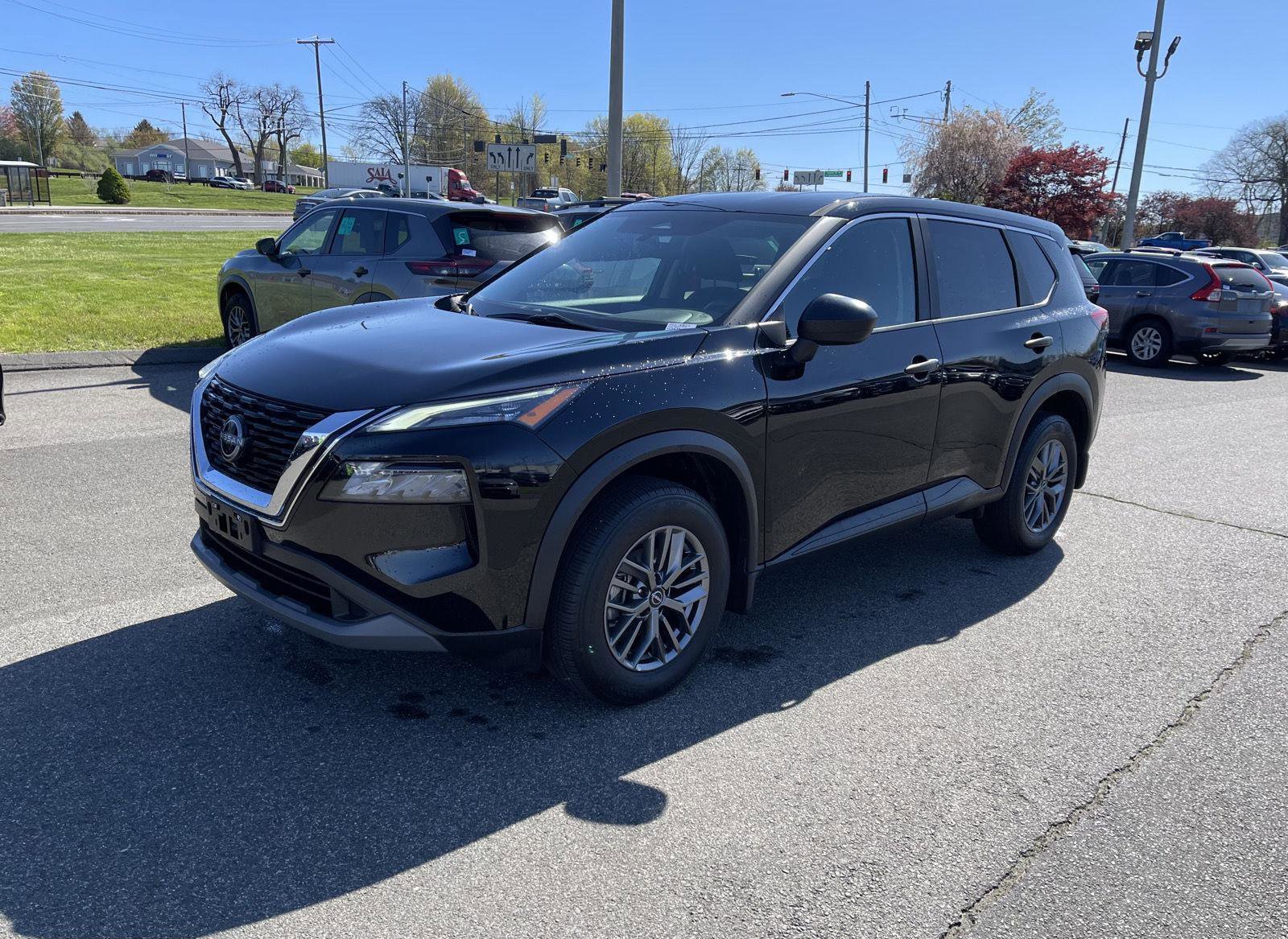 Used 2023 Nissan Rogue S
