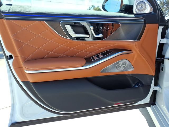 New 2027 Mercedes-Benz S 580 4MATIC Sedan image 12