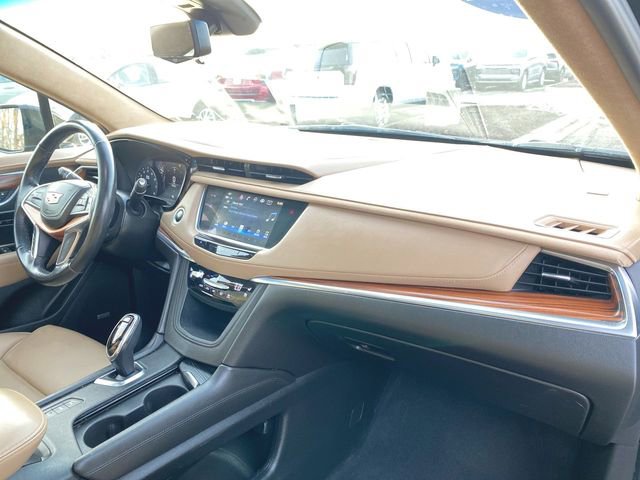 Used 2019 Cadillac XT5 Platinum image 30
