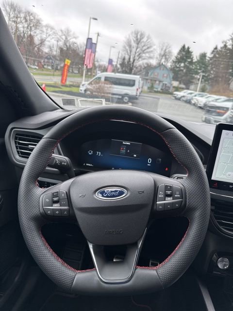 Used 2023 Ford Escape ST-Line Elite w/ Premium Technology Package AWD/4WD image 24