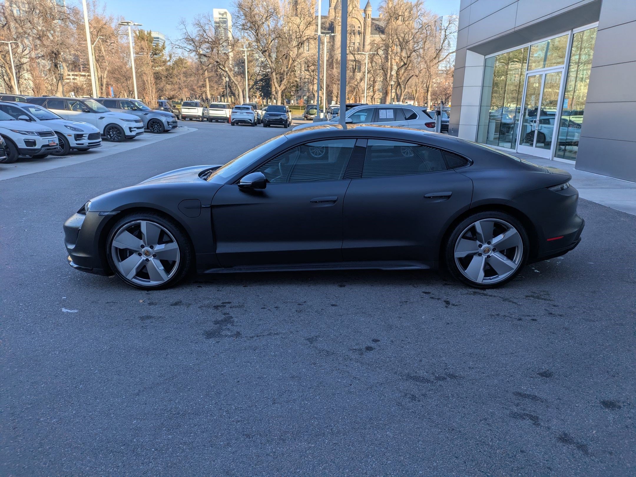 Used 2021 Porsche Taycan Turbo image 7