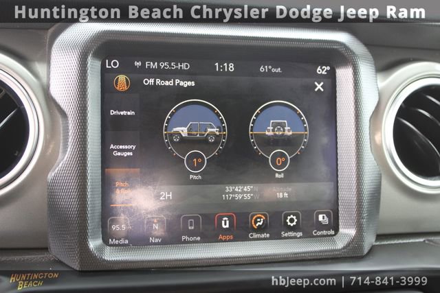 Used 2023 Jeep Wrangler Sahara image 28
