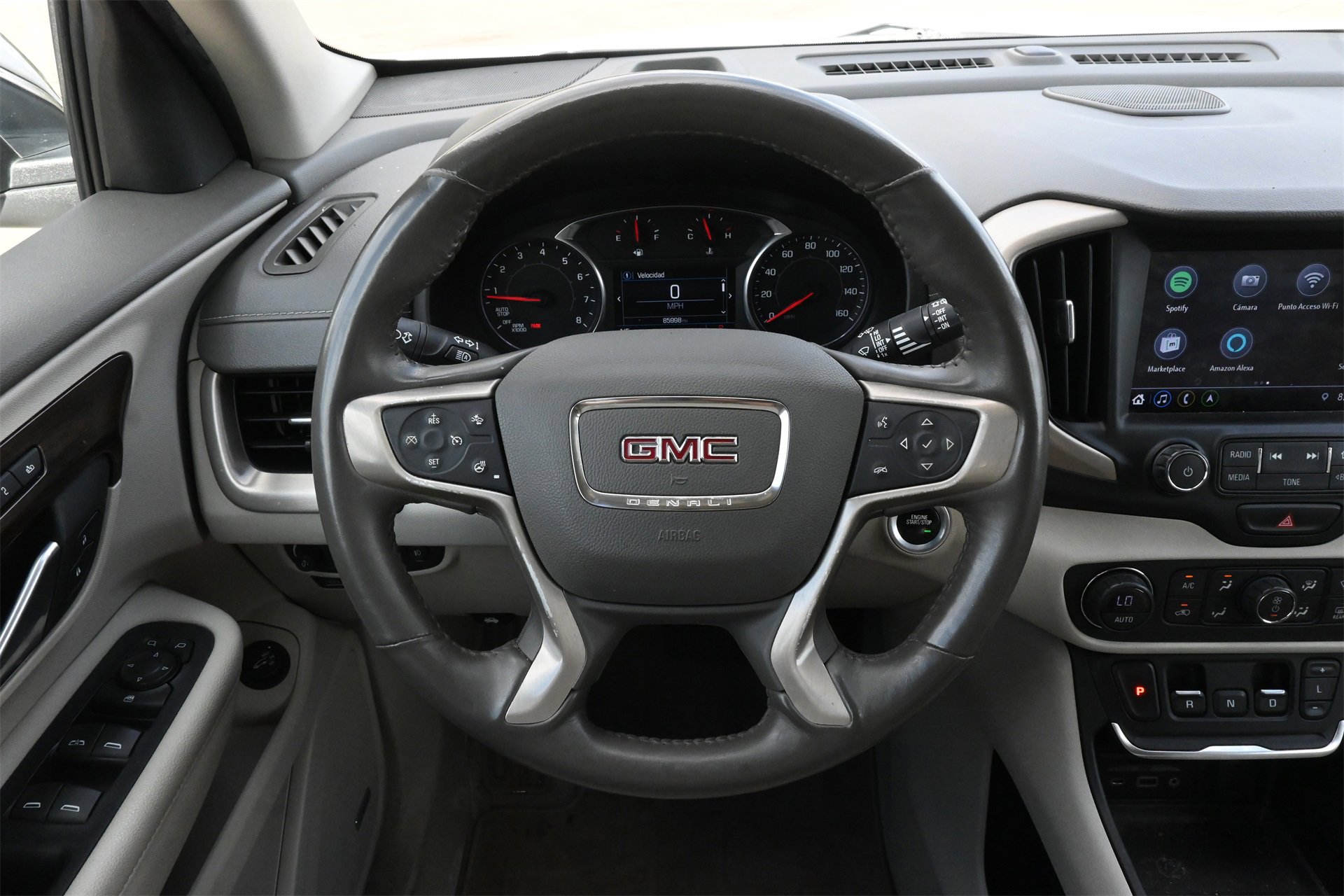 Used 2018 GMC Terrain Denali image 10
