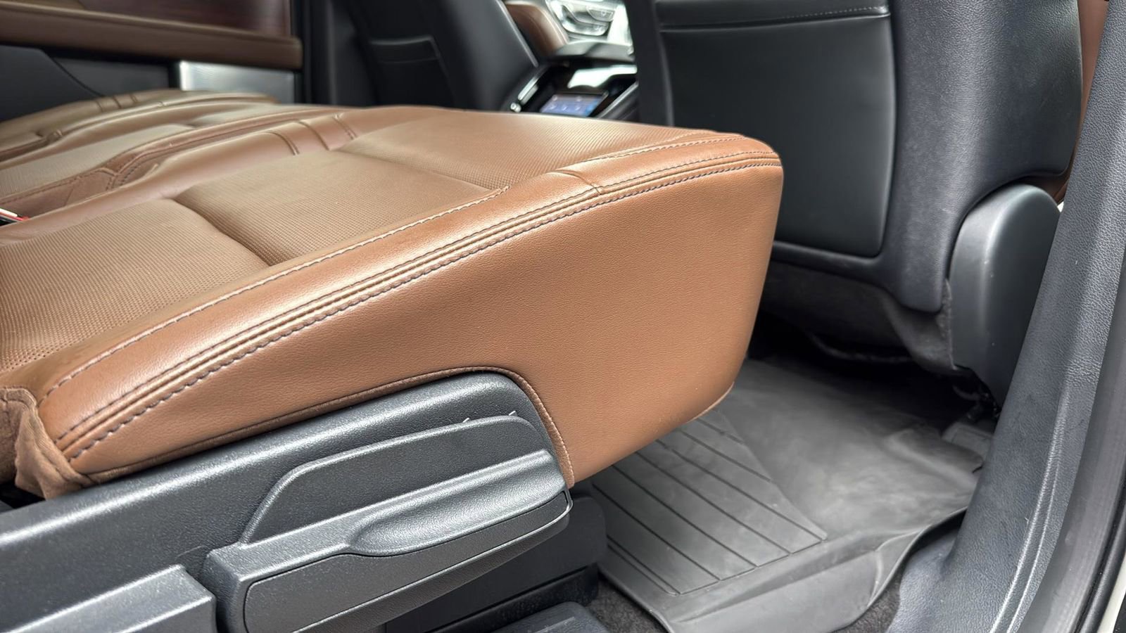 Certified 2024 Lincoln Navigator L Reserve image 27