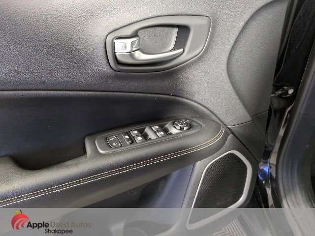 Used 2017 Jeep Compass Latitude w/ Popular Equipment Group AWD/4WD image 14