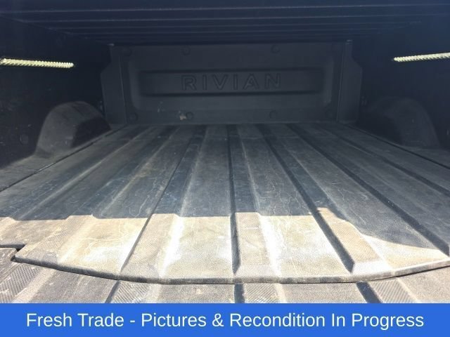 Used 2022 Rivian R1T Adventure AWD/4WD image 18