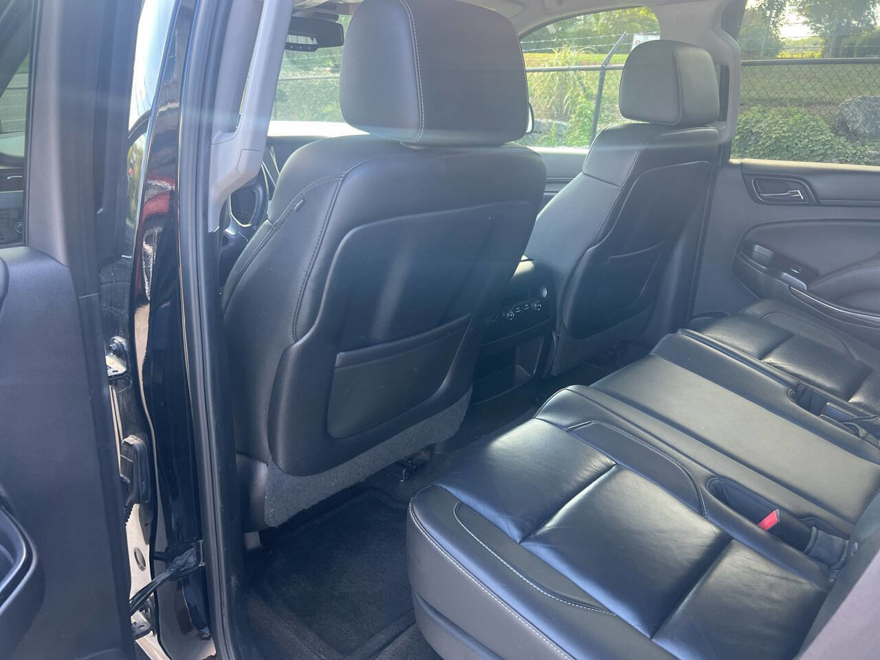 Used 2015 Chevrolet Tahoe LT image 18