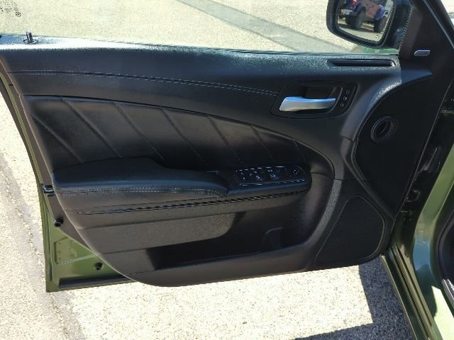 Used 2020 Dodge Charger SXT w/ Plus Group RWD image 17