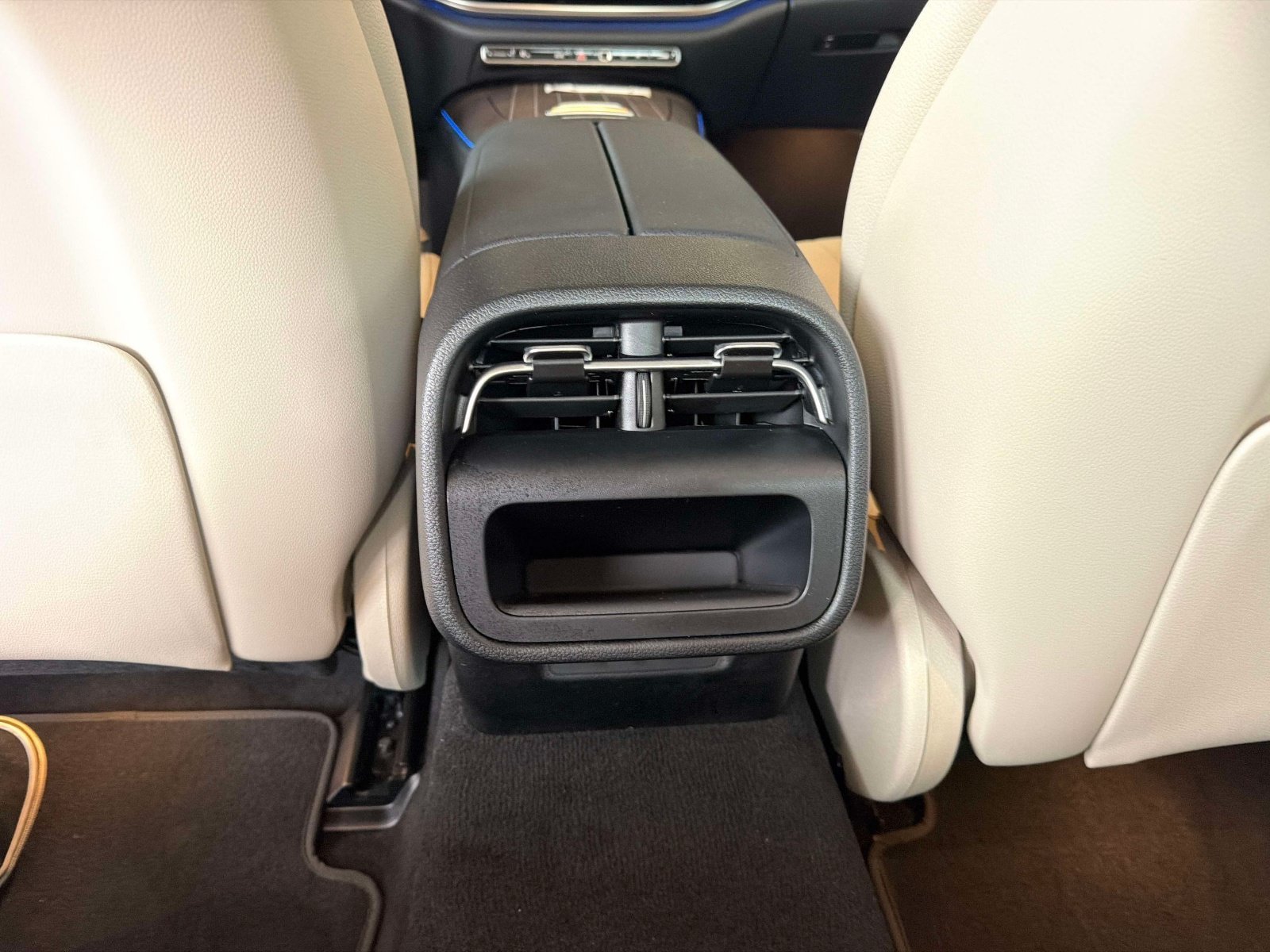 Certified 2026 Mercedes-Benz E 450 4MATIC Sedan image 14