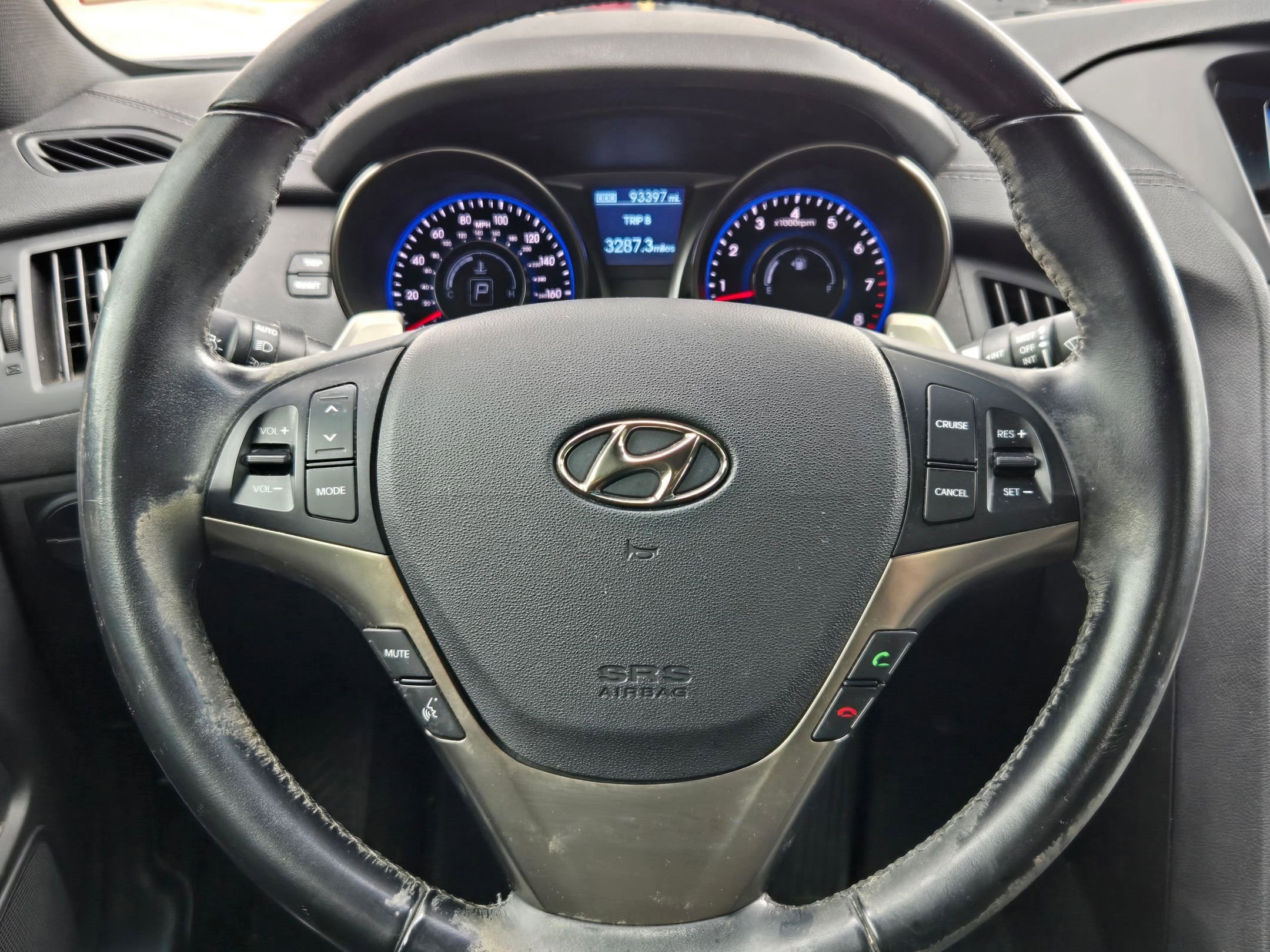 Used 2015 Hyundai Genesis 3.8 RWD image 19