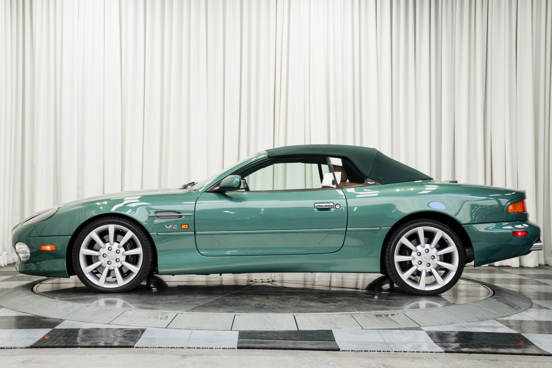 Used 2003 Aston Martin DB7 Vantage image 53