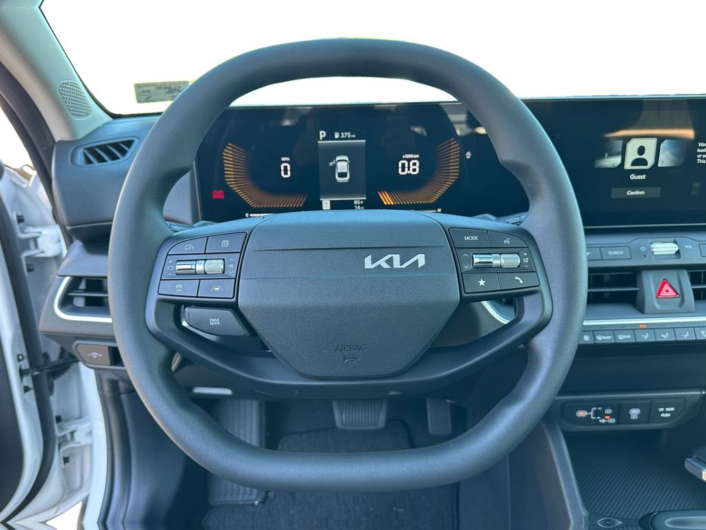 New 2026 Kia K4 FWD image 16
