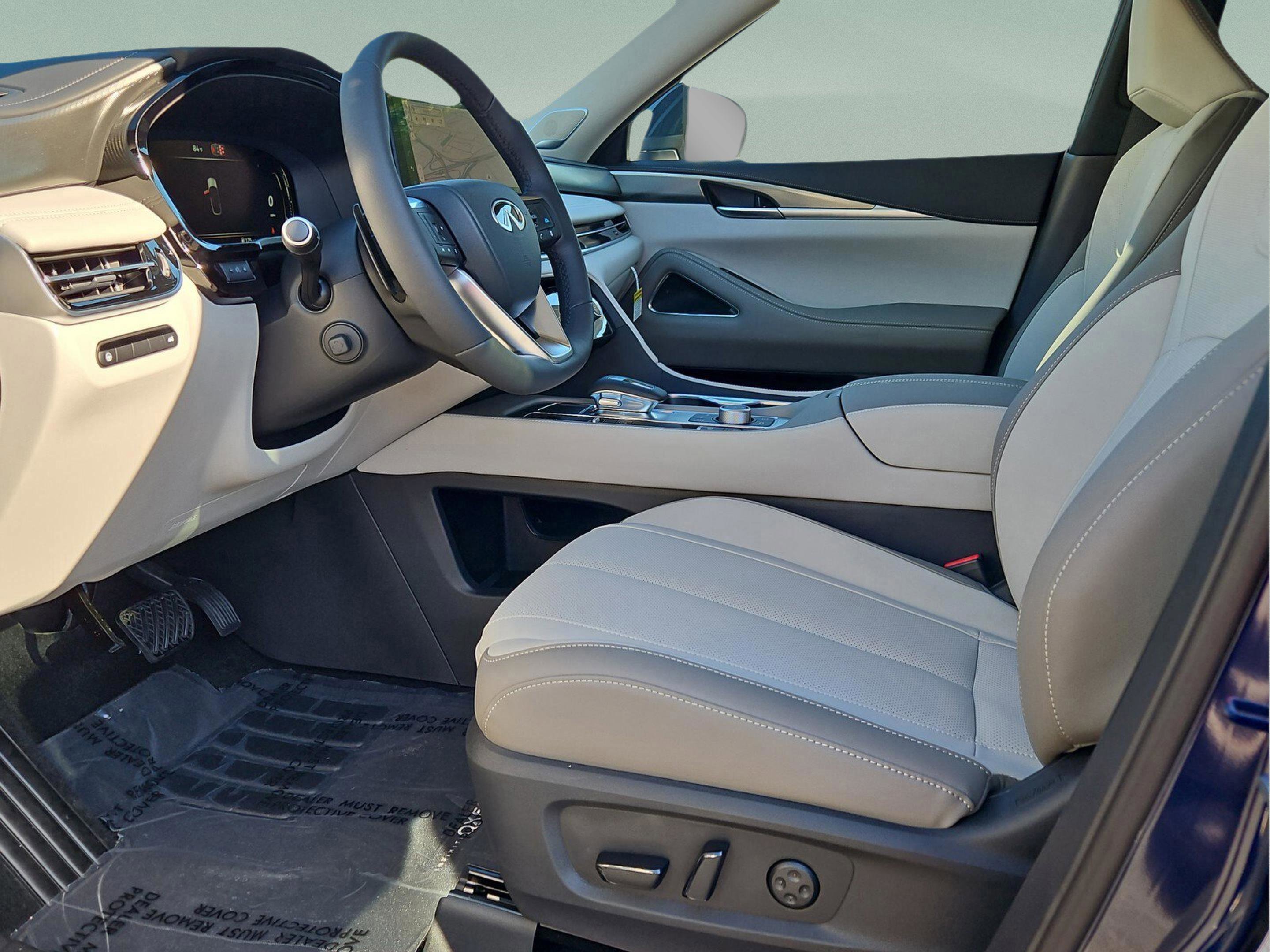 New 2026 INFINITI QX60 Luxe image 19