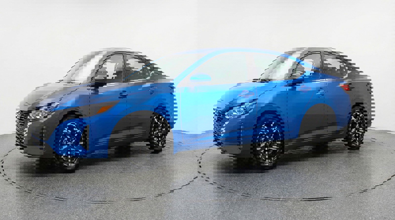 Used 2025 Nissan Sentra SV image 3