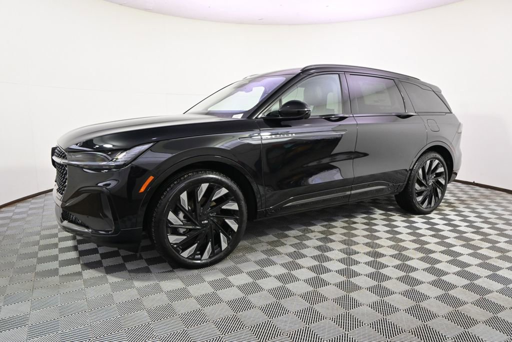 New 2026 Lincoln Nautilus Reserve image 2