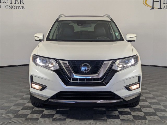 Used 2018 Nissan Rogue SL w/ Premium Package image 3