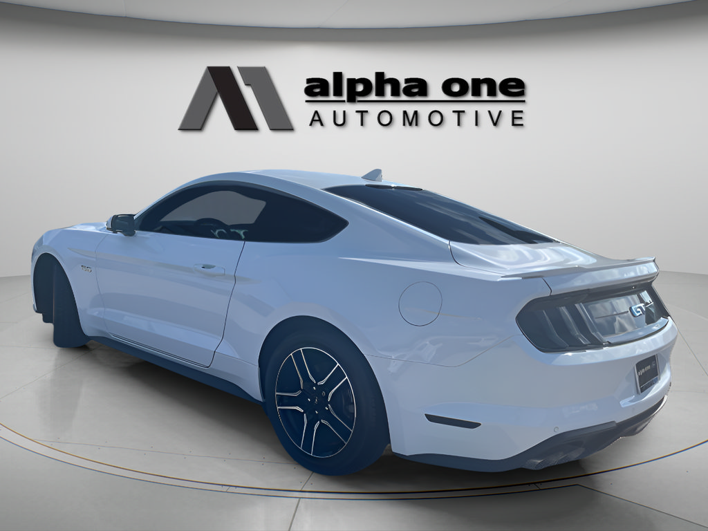 Used 2022 Ford Mustang GT Premium RWD image 3