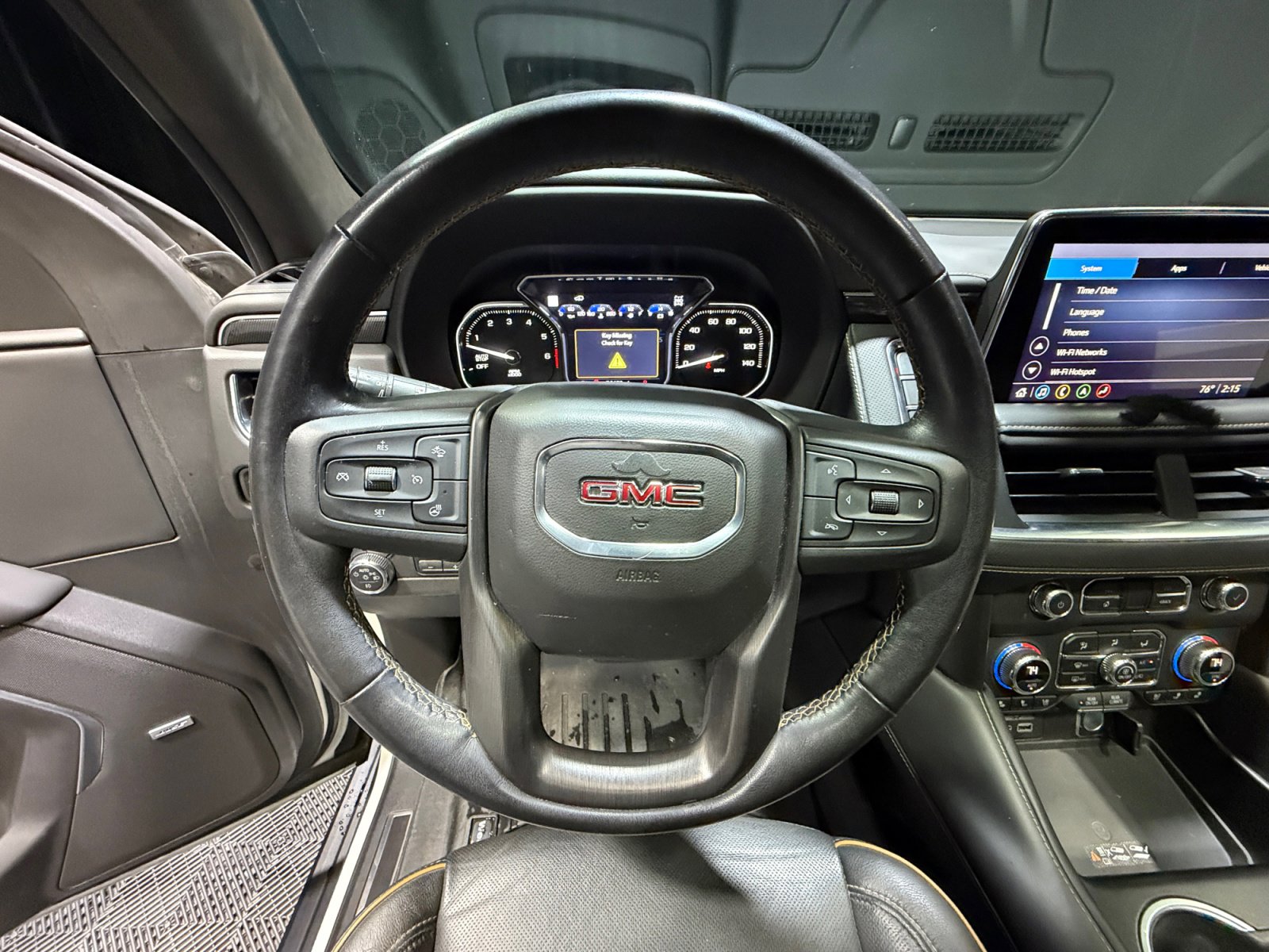 Used 2021 GMC Yukon AT4 w/ AT4 Premium Plus Package AWD/4WD image 9