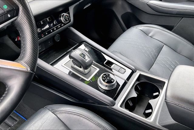 Used 2024 Mitsubishi Outlander SEL Black Edition image 17