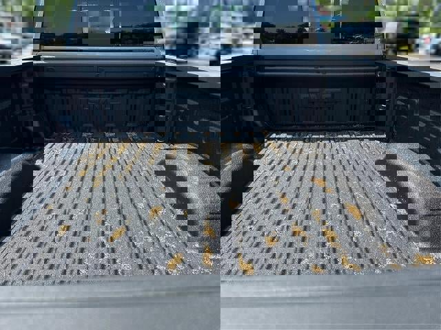 New 2025 GMC Sierra 2500 SLT w/ SLT Premium Package image 12