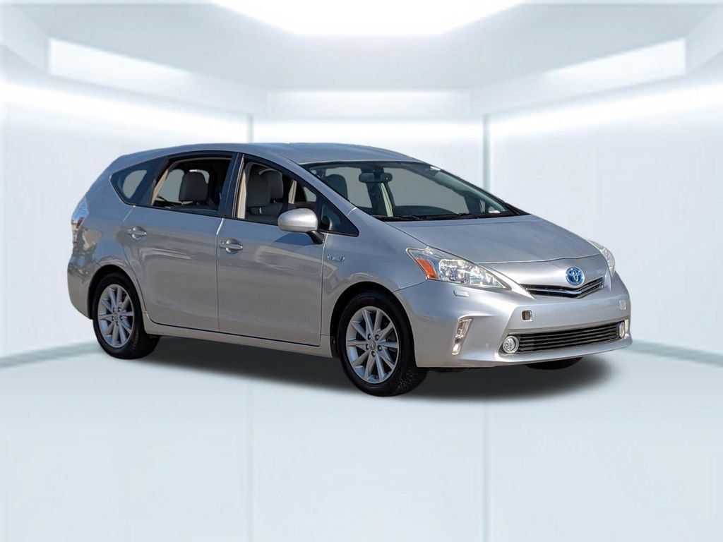 Used 2013 Toyota Prius V Five FWD image 9
