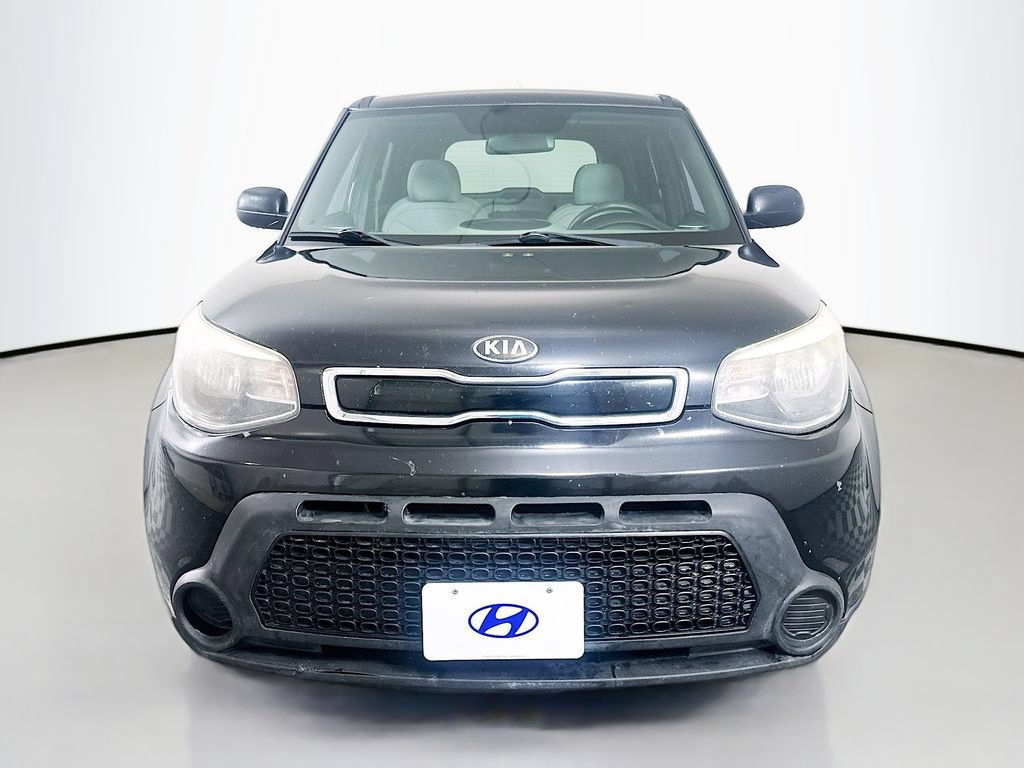 Used 2015 Kia Soul + FWD image 2