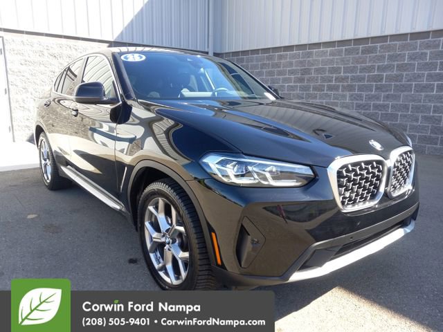 Used 2025 BMW X4 xDrive30i image 1