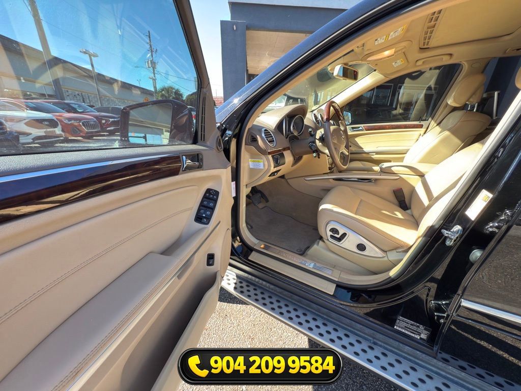 Used 2011 Mercedes-Benz GL 450 4MATIC image 25