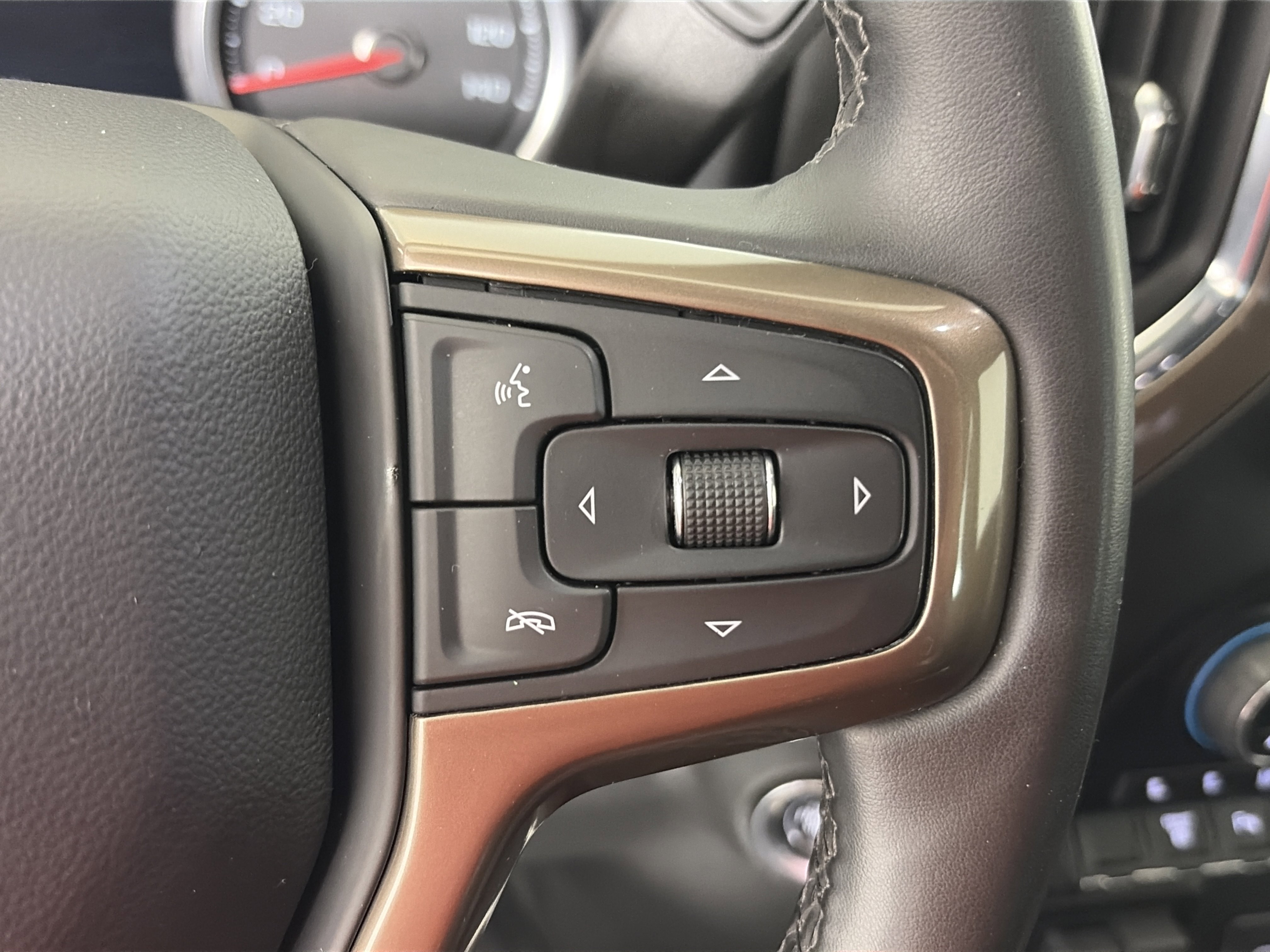 Certified 2023 Chevrolet Silverado 3500 High Country image 39