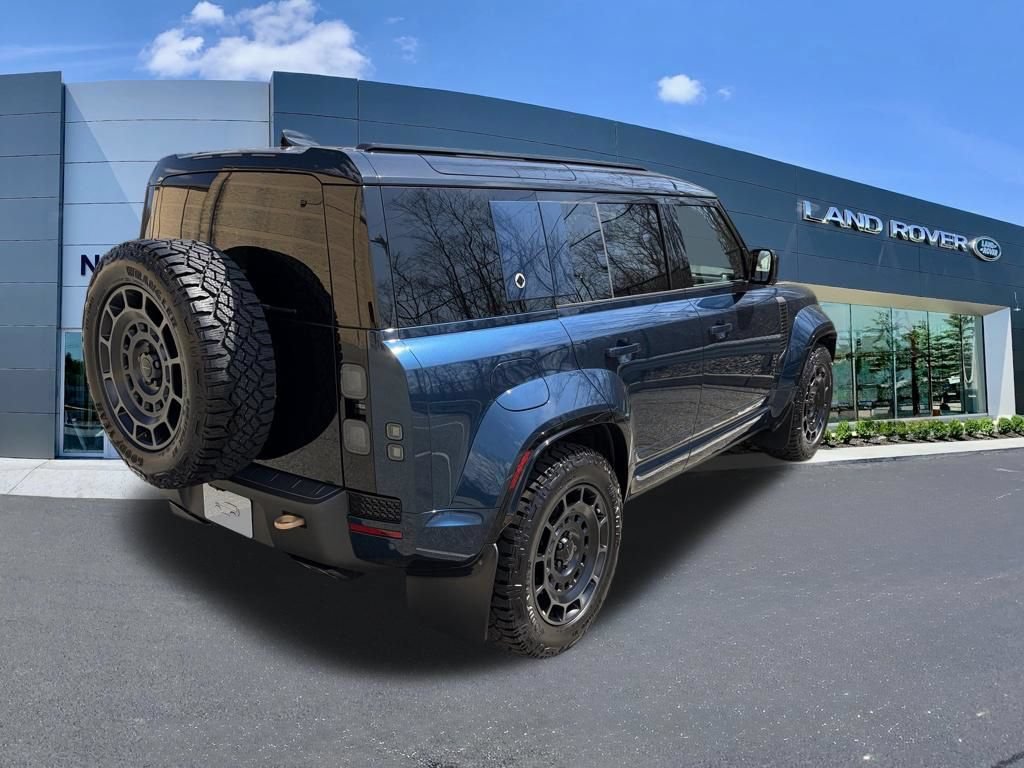 New 2026 Land Rover Defender 110 AWD/4WD image 8