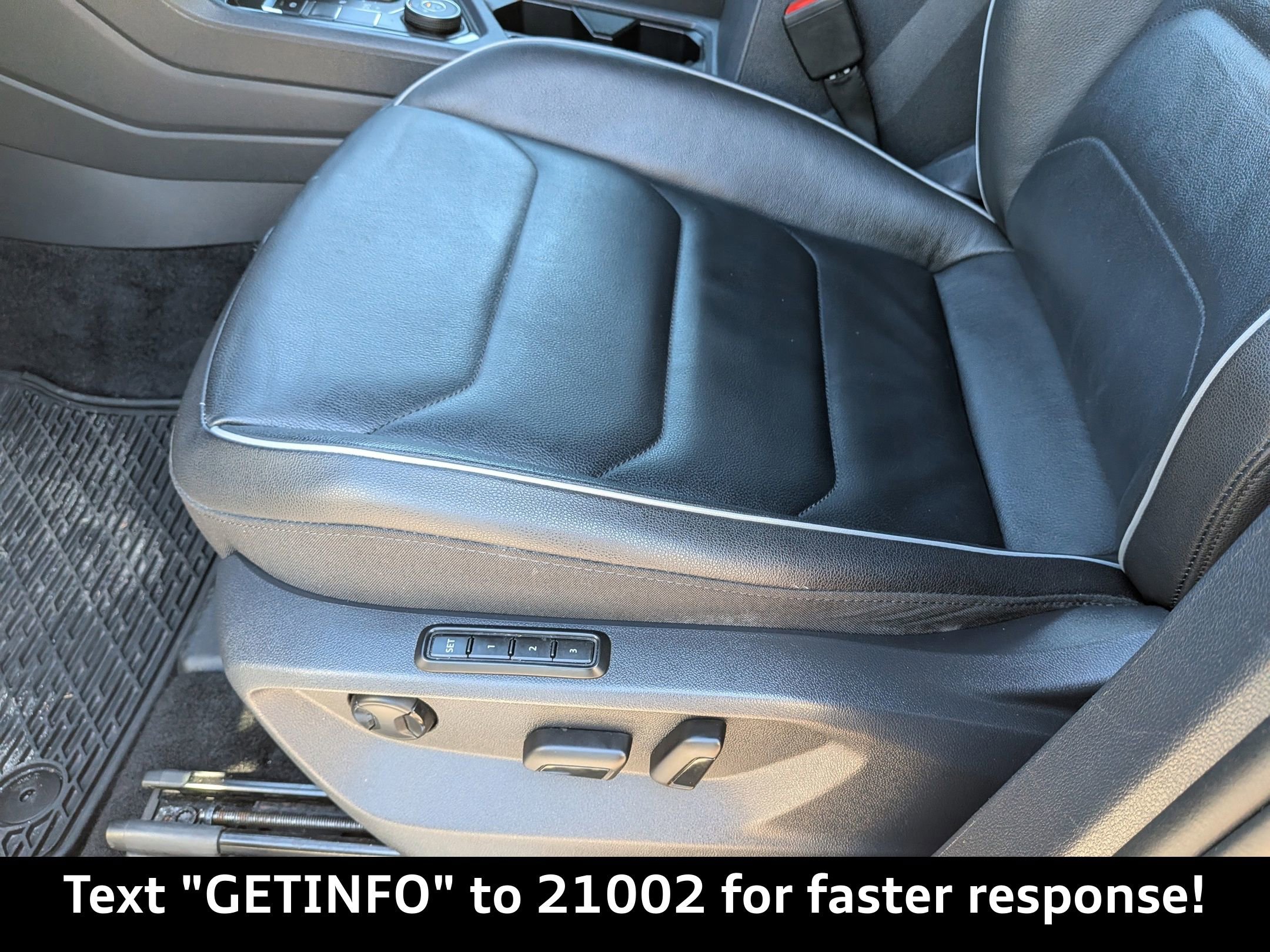 Used 2020 Volkswagen Tiguan SEL Premium R-Line w/ 3rd Row Seat Package image 24