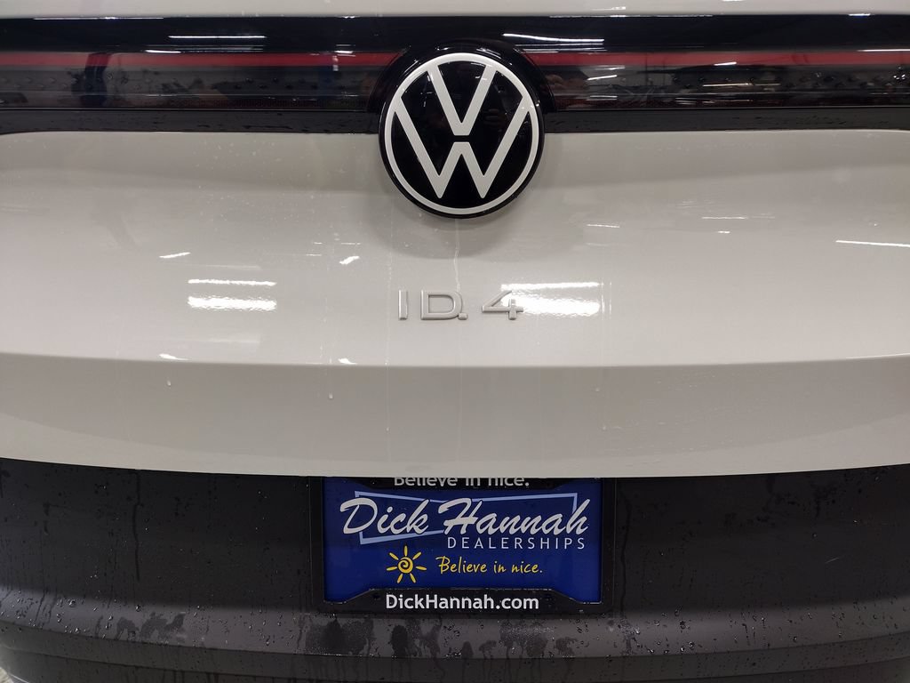 New 2026 Volkswagen ID.4 Pro AWD/4WD image 14