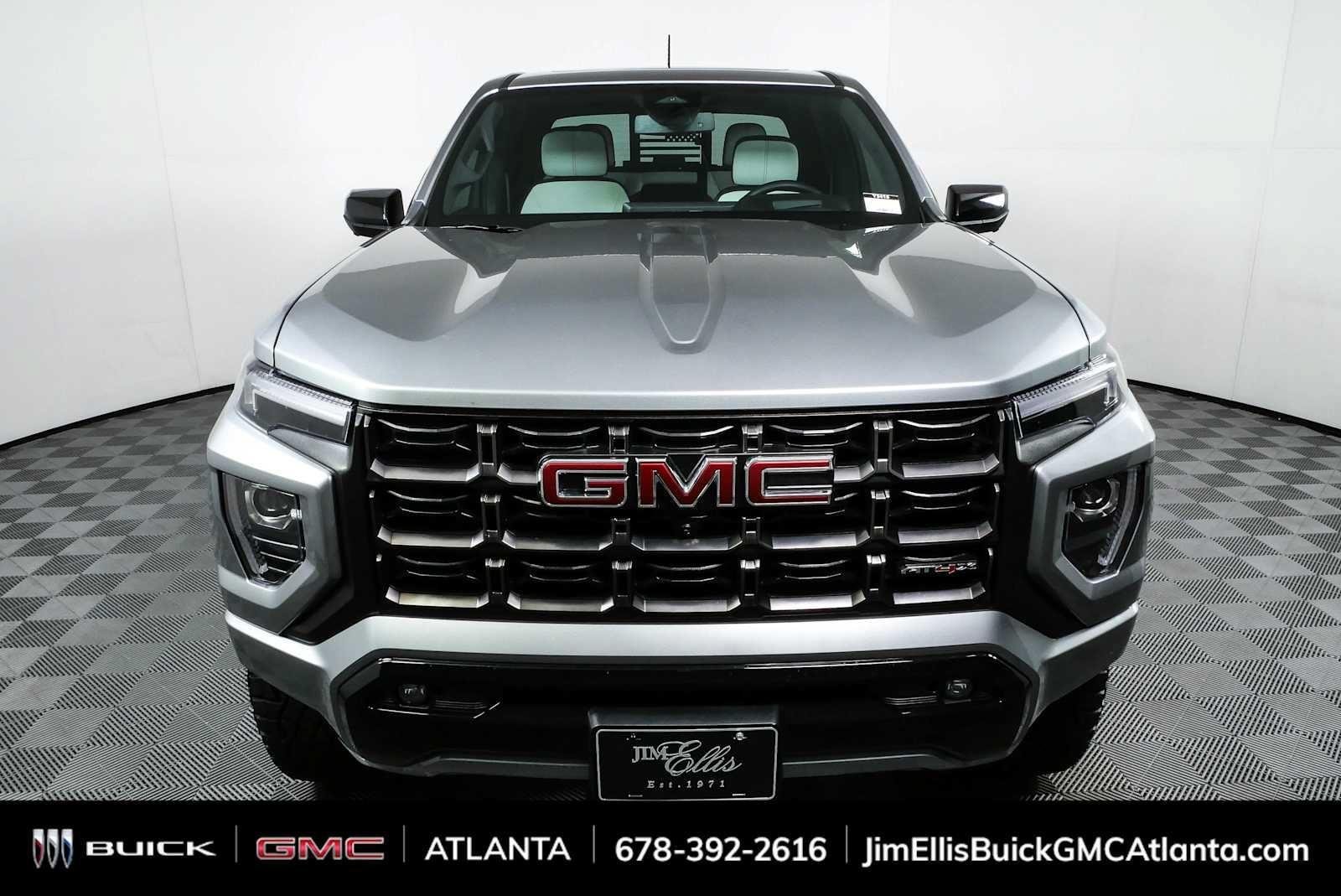 Used 2024 GMC Canyon AT4X AWD/4WD image 28