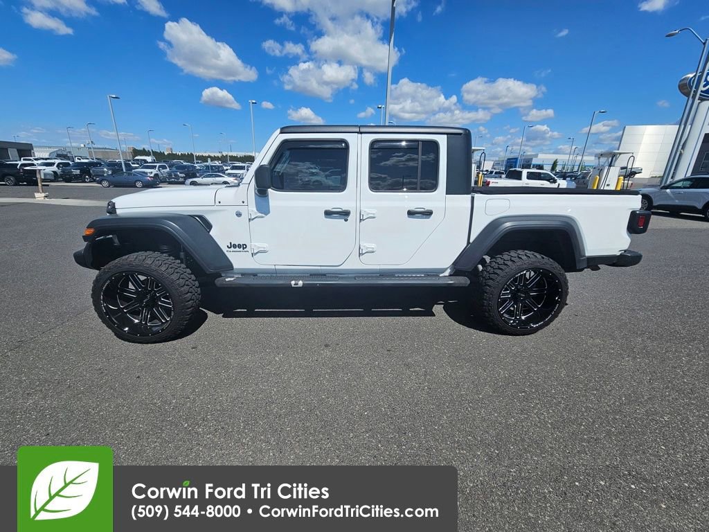 Used 2020 Jeep Gladiator Sport w/ Technology Group image 7