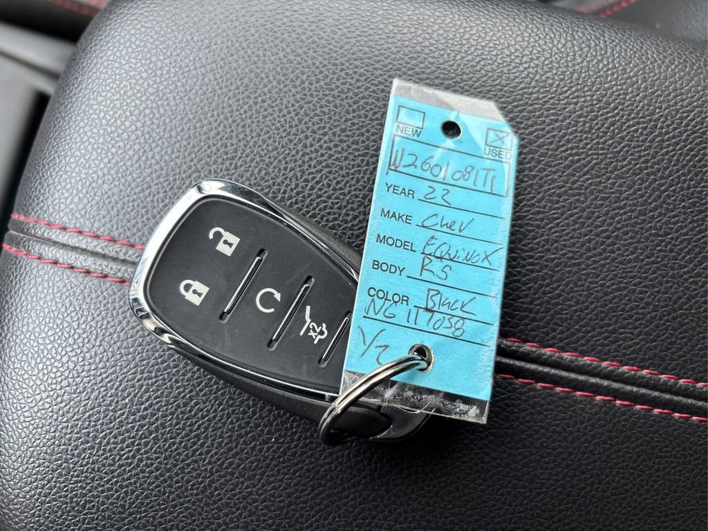 Used 2022 Chevrolet Equinox RS image 37