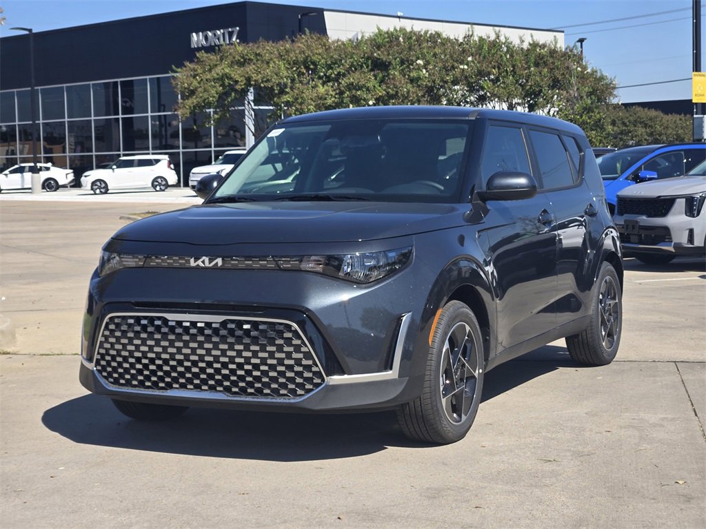 New 2025 Kia Soul EX image 2