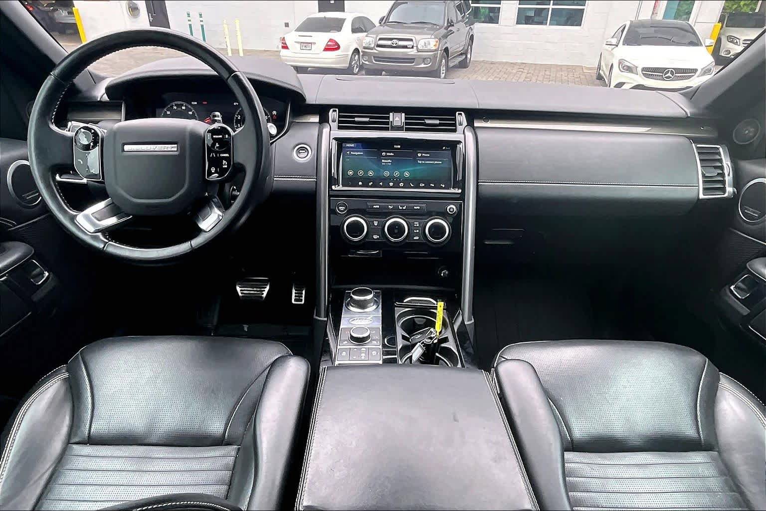 Used 2019 Land Rover Discovery HSE Luxury AWD/4WD image 15