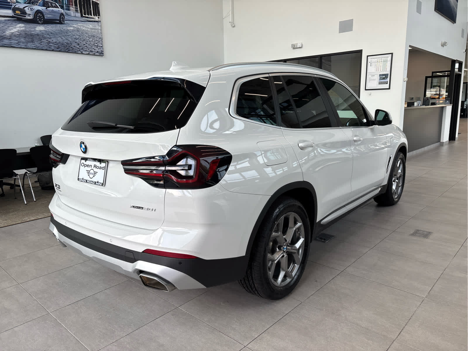 Used 2023 BMW X3 xDrive30i w/ Convenience Package AWD/4WD image 7