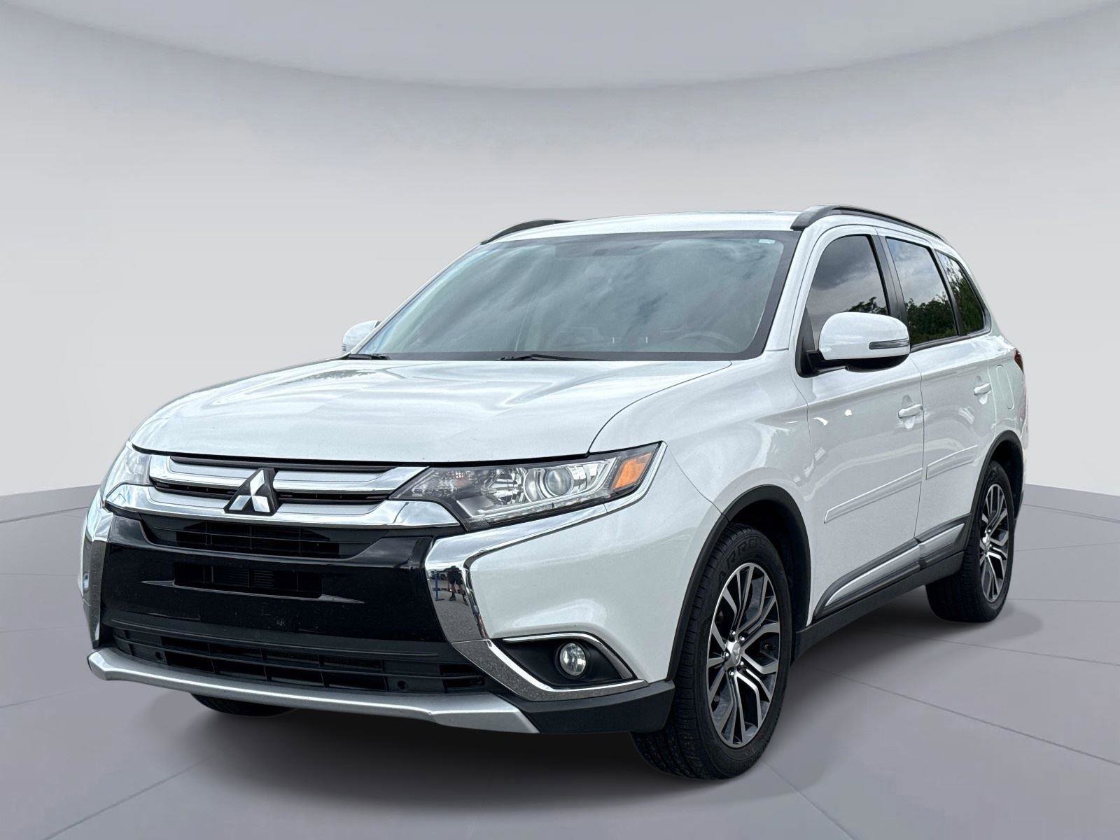 Used 2016 Mitsubishi Outlander SEL FWD image 7