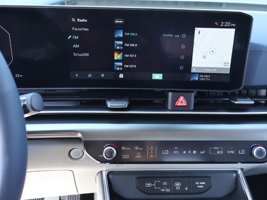 New 2027 Kia Carnival SX w/ Dark Edition Package FWD image 42
