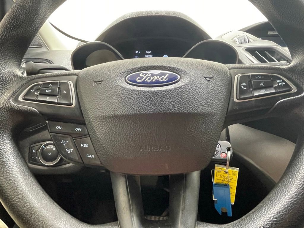 Used 2018 Ford Escape SE image 24
