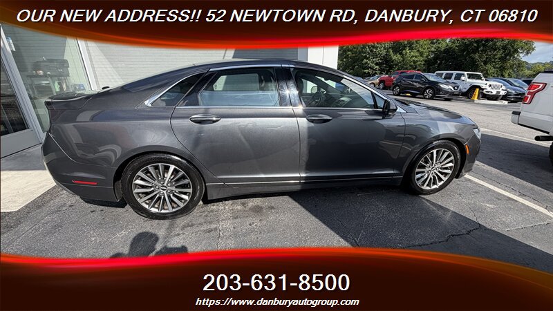 Used 2017 Lincoln MKZ Select w/ Select Plus Package AWD/4WD image 6