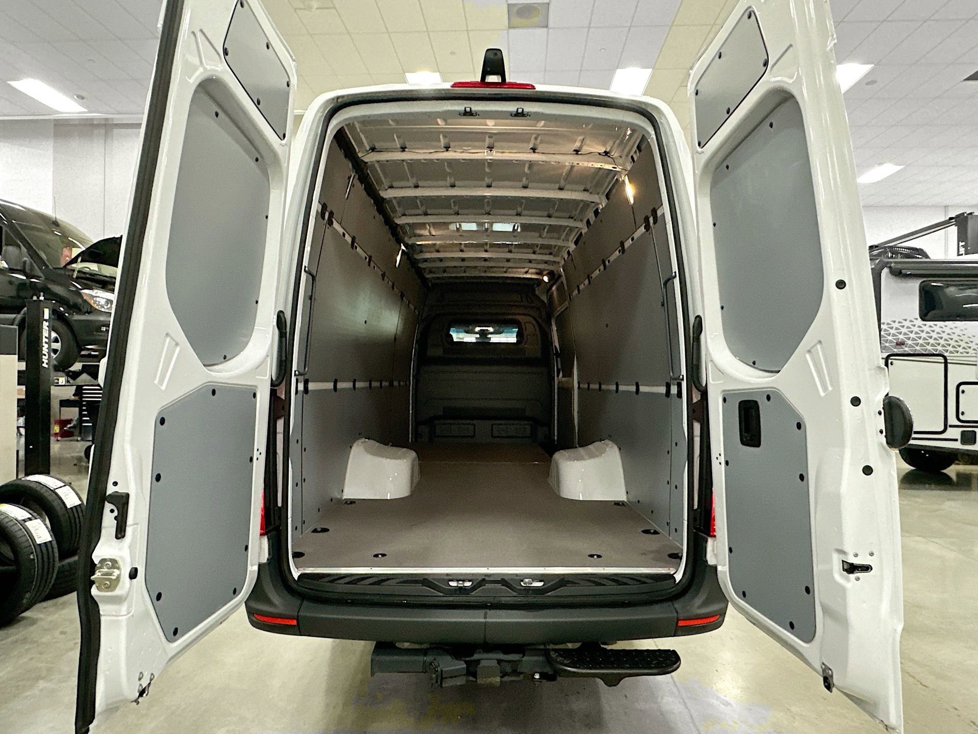 New 2025 Mercedes-Benz Sprinter 3500 image 26