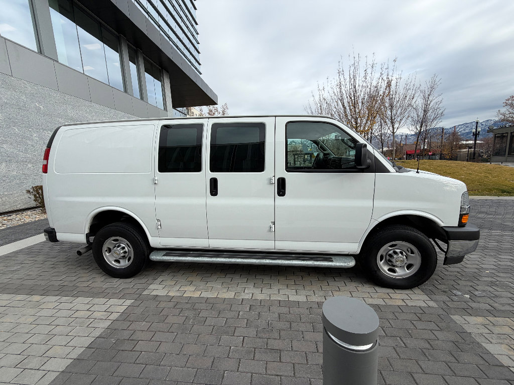 Used 2024 Chevrolet Express 2500 w/ Driver Convenience Package image 6