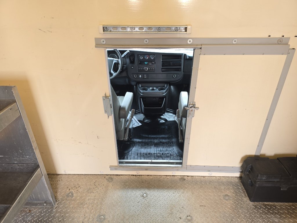 Used 2012 Chevrolet Express 3500 image 26