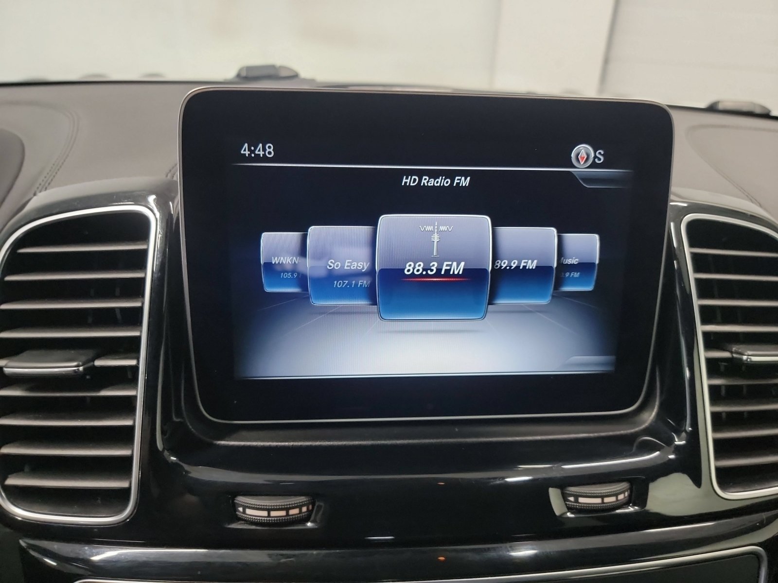 Used 2019 Mercedes-Benz GLS 450 4MATIC image 22