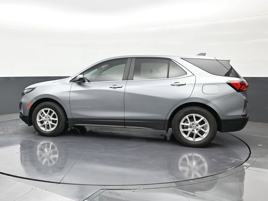 Used 2024 Chevrolet Equinox LT image 2
