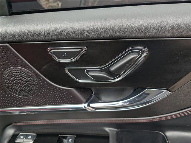 Certified 2023 Lincoln Corsair Reserve w/ Equipment Group 201A image 15